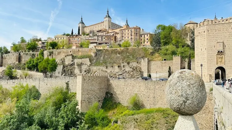 Toledo, na Espanha, é uma cidade medieval na Europa