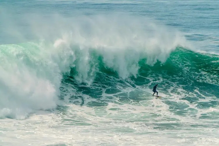 Onda gigante em Nazaré