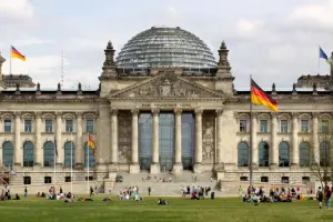 Entrada do Reichstag em Berlim.
