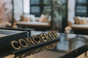 Balcão de concierge em hotel