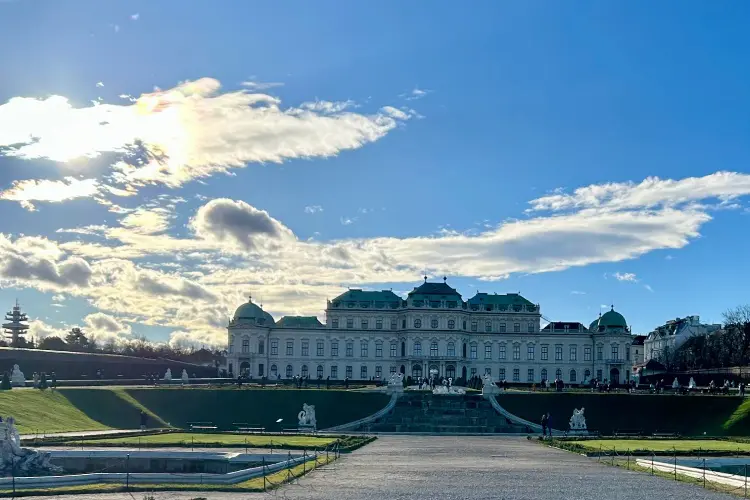 O jardim do Palácio de Belvedere me rendeu uma experiência bem diferente da primeira vez na minha redescoberta da Europa
