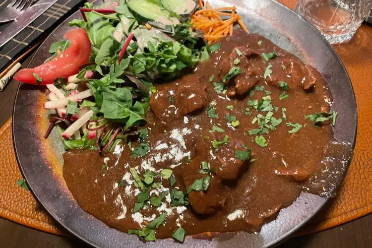 Prato tipico belga, carne na cerveja