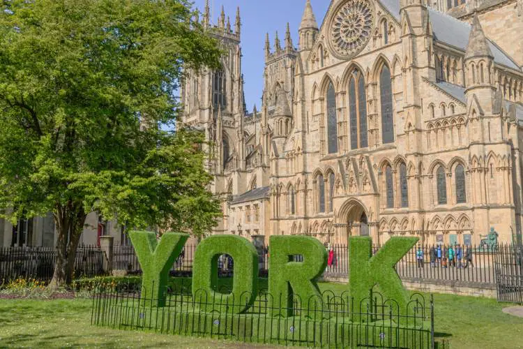 Catedral de York, um dos destinos do roteiro Inglaterra.