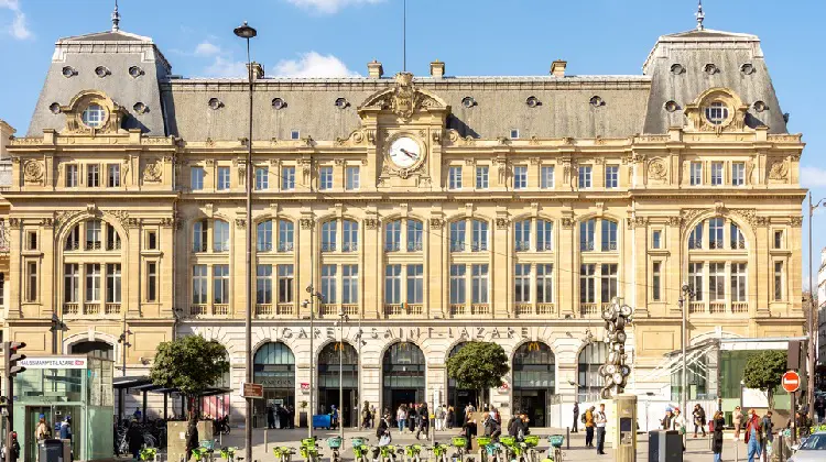 Gare Saint-Lazare em Paris, um dos pontos de partida de bate e volta.