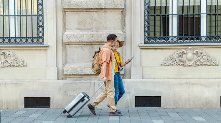 Turistas com Hero Seguro Viagem Europa