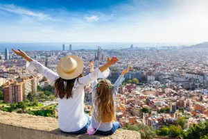 Mirante em Barcelona com sol