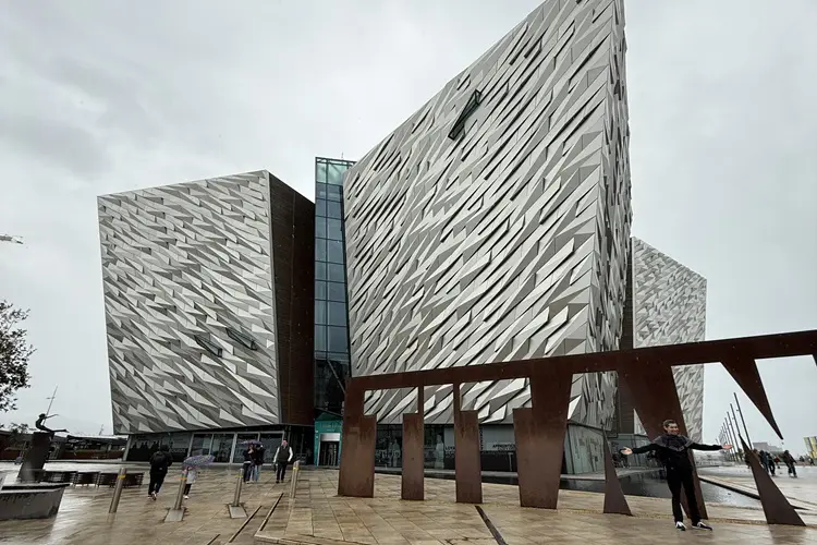 Entrada do do Titanic Belfast.