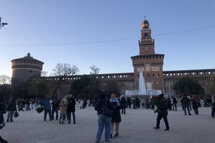 Construção medieval - Castelo Sforzesco em Milão, Itália