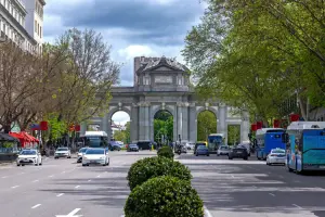 Aluguel de carro em Madrid não vale a pena na maioria dos casos.