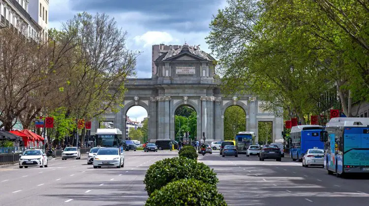 Aluguel de carro em Madrid não vale a pena na maioria dos casos.