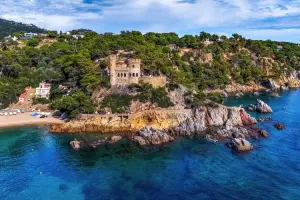 Costa Brava é um ótimo local para um bate e volta de Barcelona.