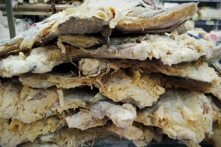 O bacalhau em Portugal custa barato.